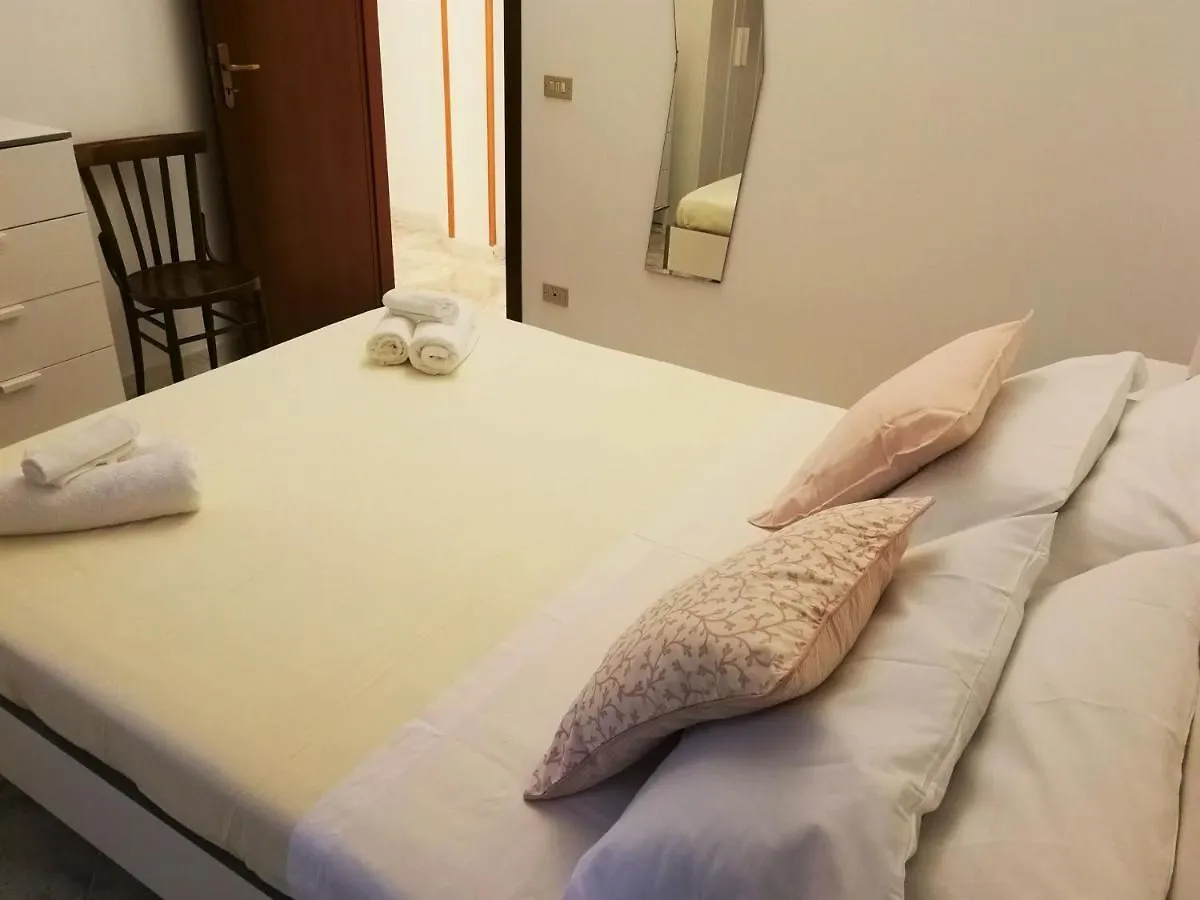 Villa La Plaja Cefalu 0*,  Italy